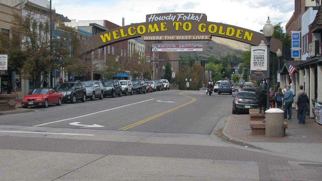 golden colorado street