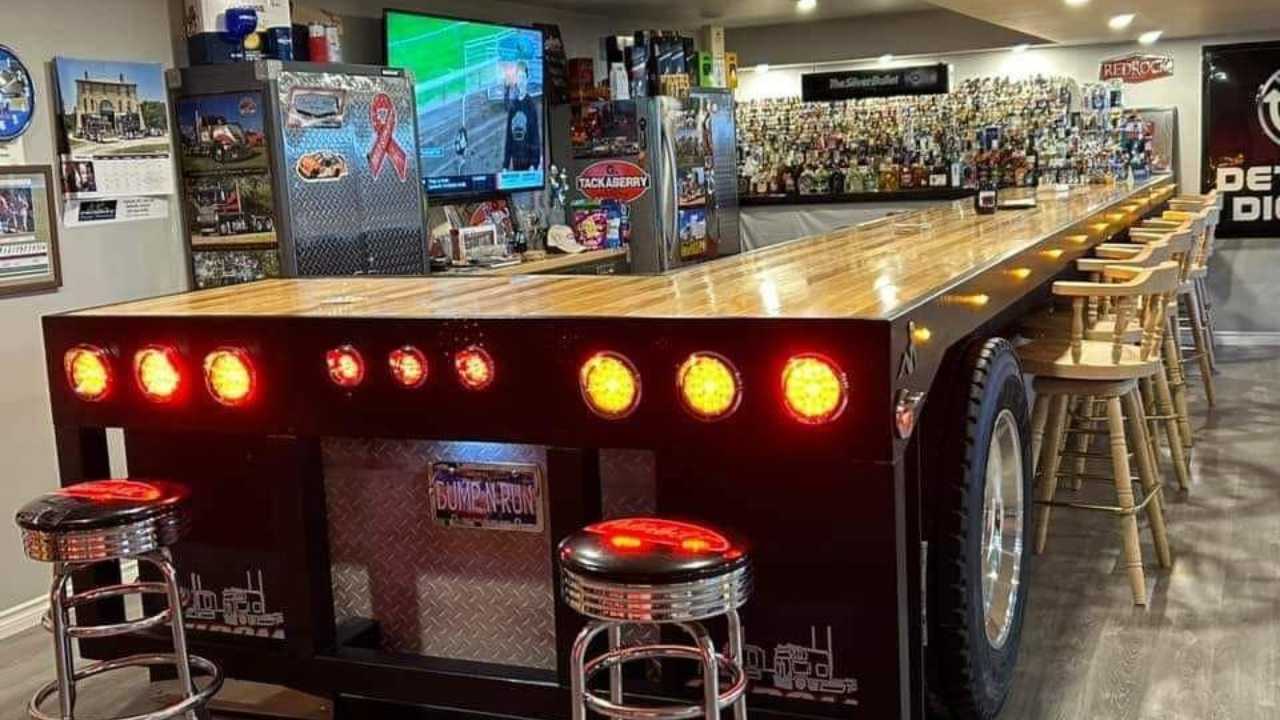 bar from back of a tractor trailer