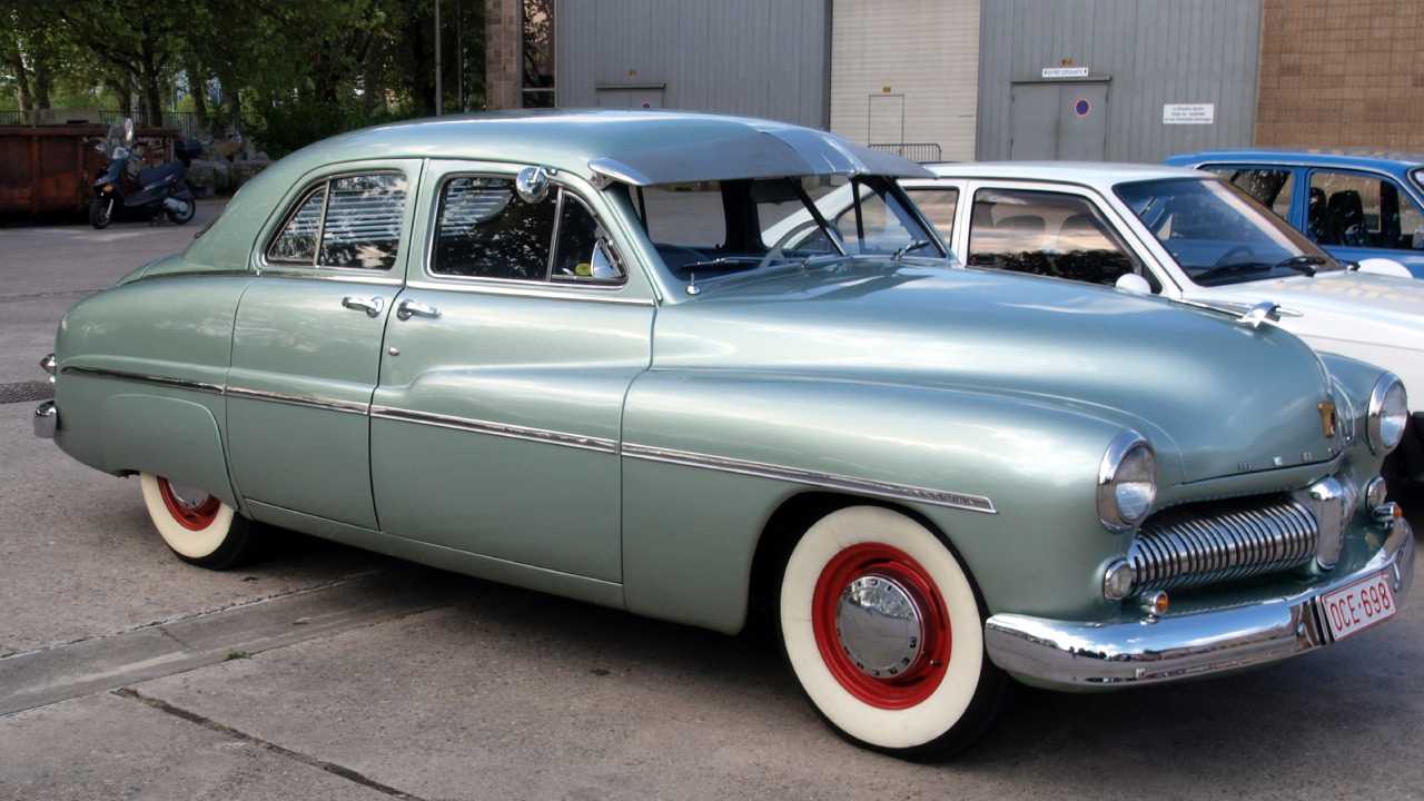 1949 mercury eight sedan