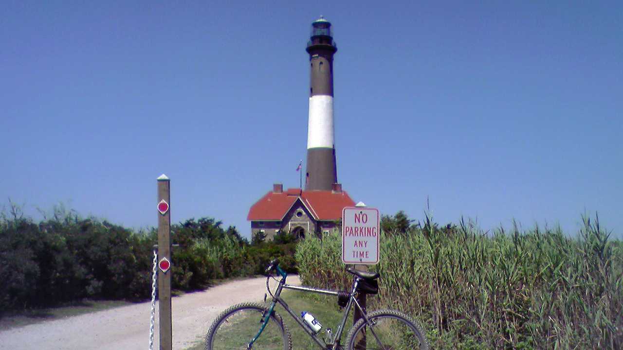fire island lighthouse in ny