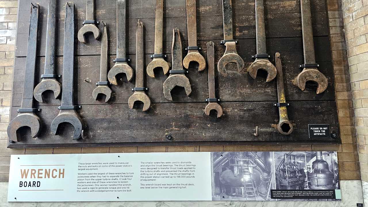 wall of wrenches niagara