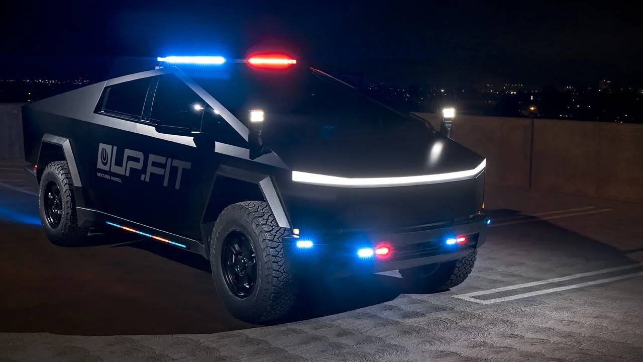 tesla cybertruck police car